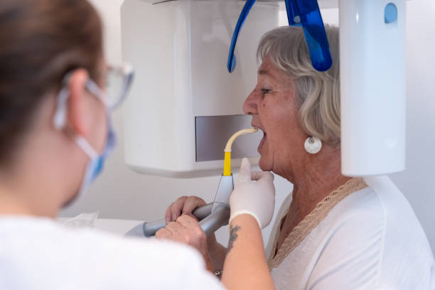 Best Cracked Tooth Emergency Dentist  in Winfield, MO